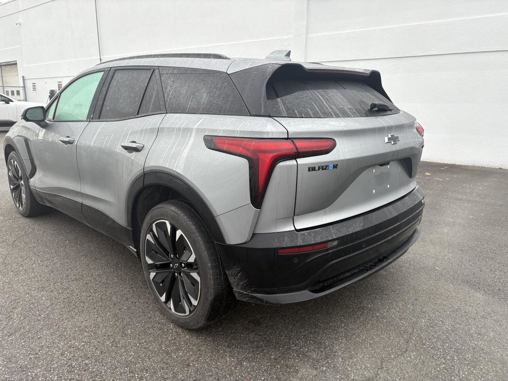 2024 Chevrolet Blazer EV EAWD 1RS 1 PROPRIO JAMAIS ACCIDENTÉ in , Quebec - 2 - w1024h768px