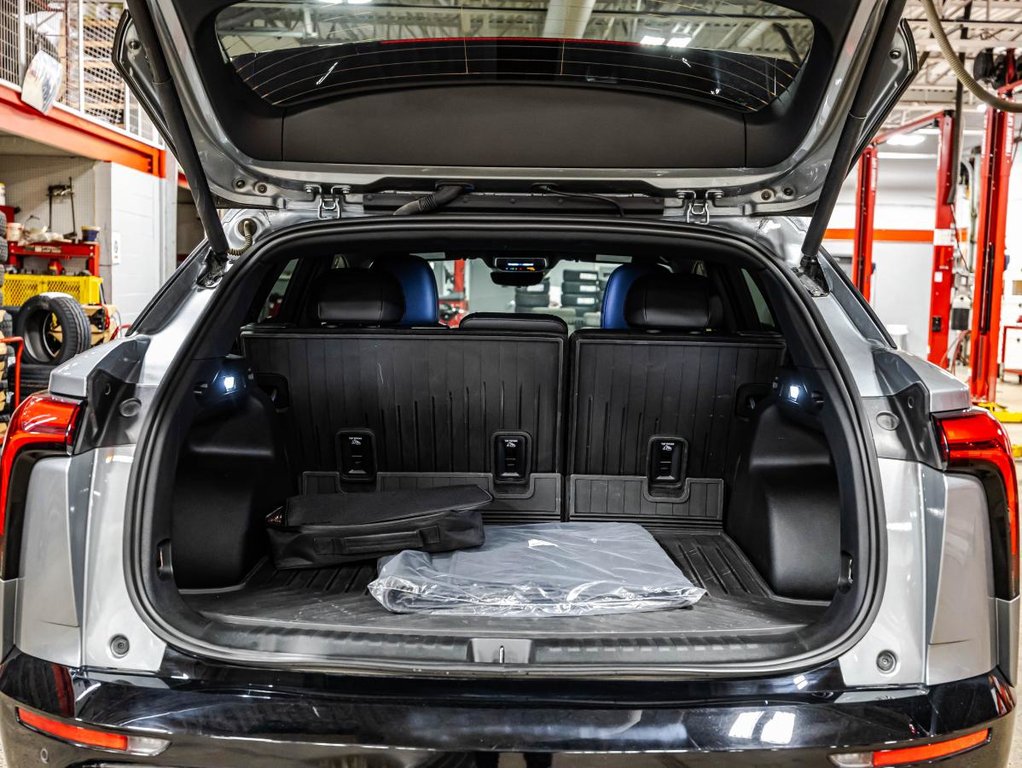 2024 Chevrolet Blazer EV EAWD 1RS 1 PROPRIO JAMAIS ACCIDENTÉ in , Quebec - 17 - w1024h768px