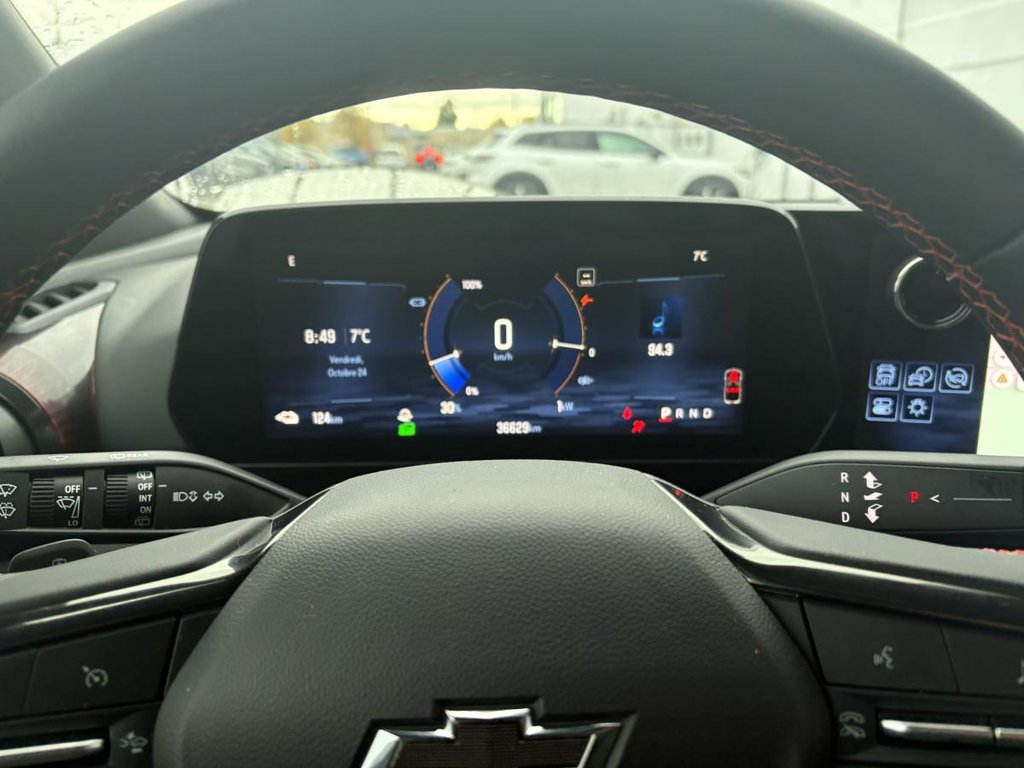 2024 Chevrolet Blazer EV EAWD 1RS 1 PROPRIO JAMAIS ACCIDENTÉ in , Quebec - 10 - w1024h768px