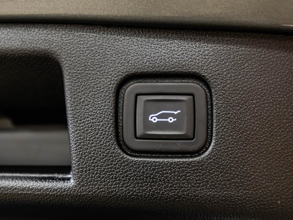 2024 Chevrolet Blazer EV EAWD 1RS 1 PROPRIO JAMAIS ACCIDENTÉ in , Quebec - 16 - w1024h768px