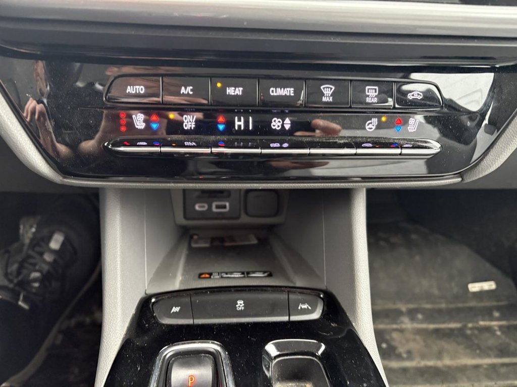 2022 Chevrolet Bolt EUV Premier 1 PROPRIO I JAMAIS ACCIDENT. I CUIR I SIEGES CHAUFFANTS I MAGS I DEMARREUR I CARPLAY I in , Quebec - 9 - w1024h768px