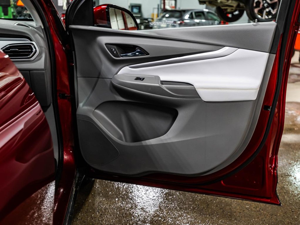 2022 Chevrolet Bolt EUV Premier 1 PROPRIO I JAMAIS ACCIDENT. I CUIR I SIEGES CHAUFFANTS I MAGS I DEMARREUR I CARPLAY I in , Quebec - 18 - w1024h768px