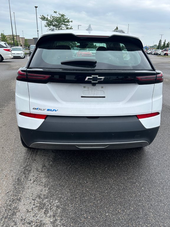 2023 Chevrolet BOLT EUV LT in Lachenaie, Quebec - 6 - w1024h768px