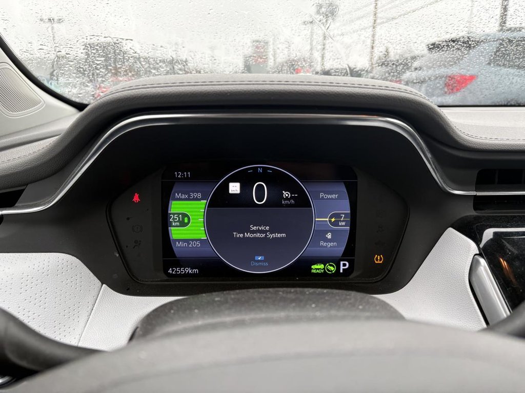 Chevrolet Bolt EUV Premier TOIT OUVRANT I CUIR I CARPLAY I SIEGES CHAUFFANTS I DEMARREUR I SECURITE ACTIVE 2023 à Montréal, Québec - 7 - w1024h768px