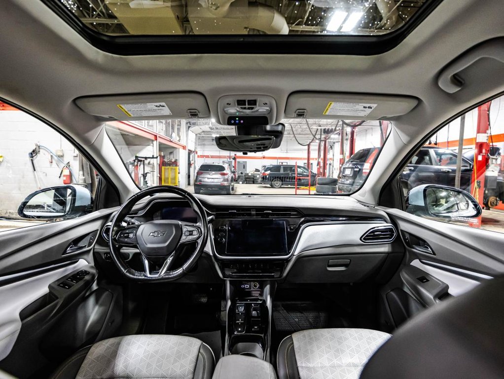 Chevrolet Bolt EUV Premier TOIT OUVRANT I CUIR I CARPLAY I SIEGES CHAUFFANTS I DEMARREUR I SECURITE ACTIVE 2023 à Montréal, Québec - 16 - w1024h768px