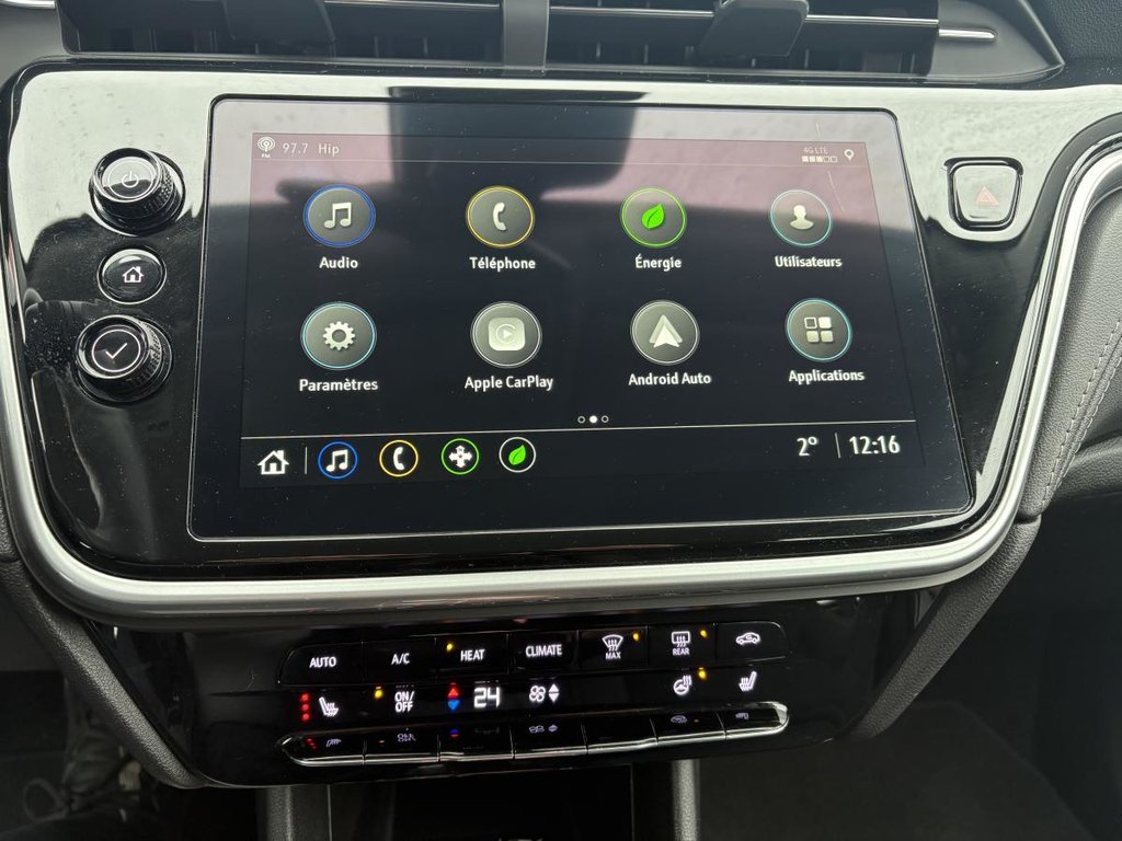 Chevrolet Bolt EUV LT 26 000 KM COMME NEUF I 8 PNEUS I CARPLAY I MAGS I SIEGES CHAUFFANTS I DEMARREUR 2023 à Montréal, Québec - 8 - w1024h768px