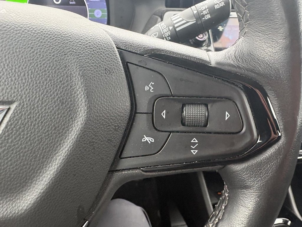 Chevrolet Bolt EUV LT 8 PNEUS I CARPLAY I MAGS I SIEGES CHAUFFANTS I CAMERA I DEMARREUR I  SECURITE ACTIVE 2023 à Montréal, Québec - 10 - w1024h768px