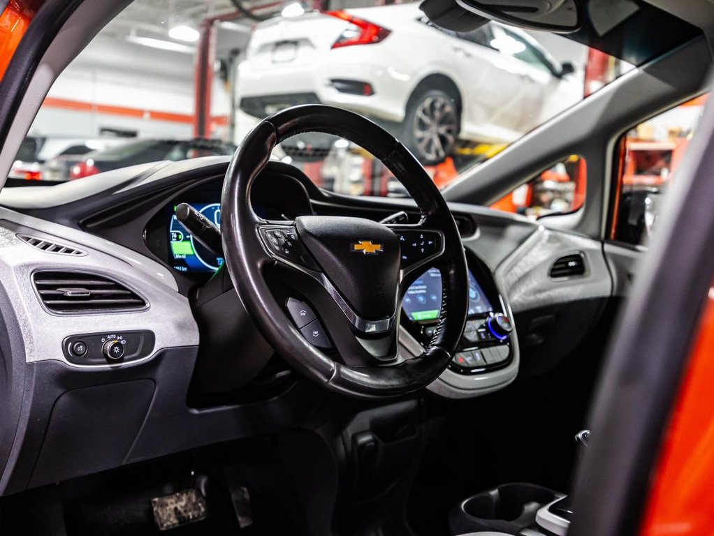 2021 Chevrolet Bolt EV LT JAMAIS ACCIDENTÉ I SIEGES CHAUFFANTS I MAGS I CARPLAY MAGS I DEMARREUR in Montréal, Quebec - 20 - w1024h768px