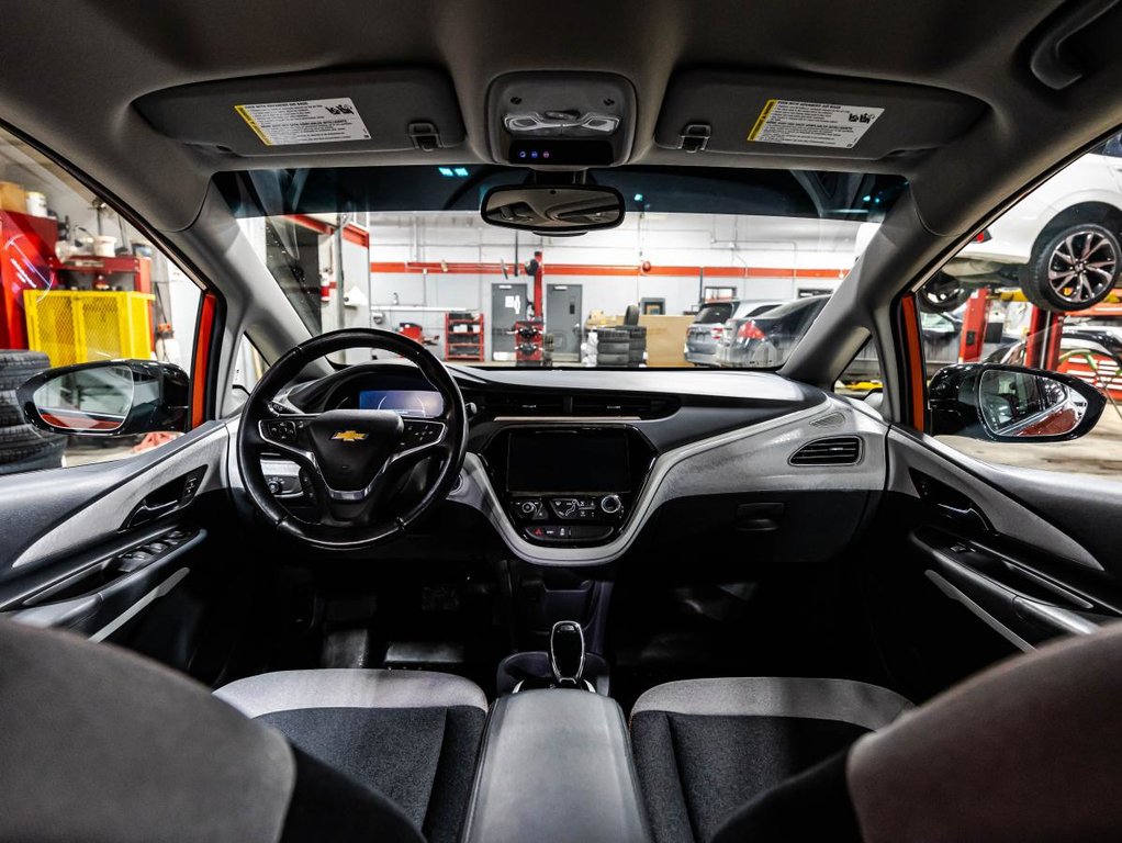 2021 Chevrolet Bolt EV LT JAMAIS ACCIDENTÉ I SIEGES CHAUFFANTS I MAGS I CARPLAY MAGS I DEMARREUR in Montréal, Quebec - 15 - w1024h768px