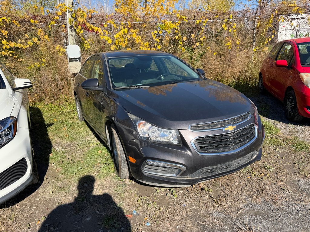 Chevrolet Cruze Limited LT 2016 à Montréal, Québec - 4 - w1024h768px