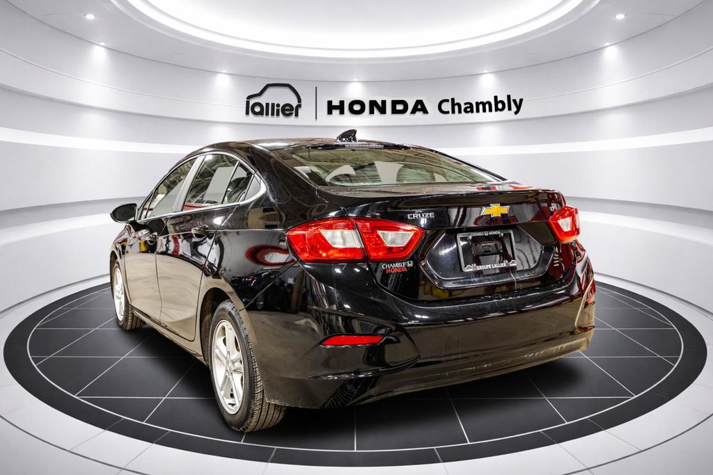 2018 Chevrolet Cruze LT 1.4L  MANUELLE I CAMERA I BLUETOOTH I SIEGES CHAUFFANTS I MAGS in Montréal, Quebec - 5 - w1024h768px