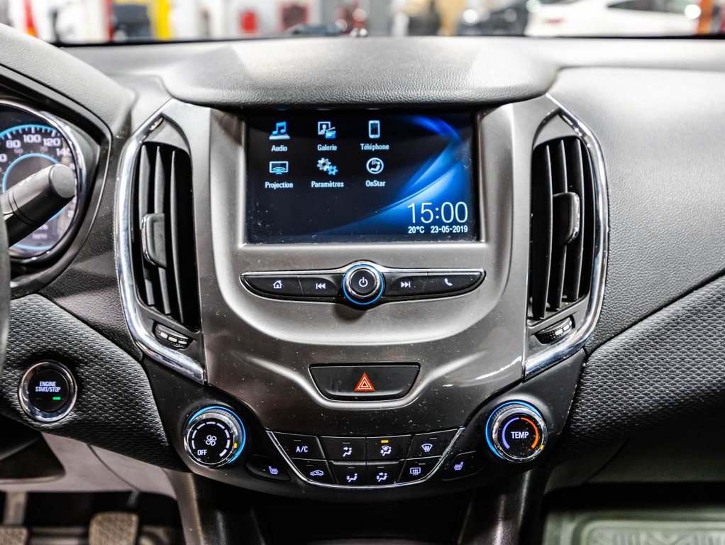 2018 Chevrolet Cruze LT 1.4L  MANUELLE I CAMERA I BLUETOOTH I SIEGES CHAUFFANTS I MAGS in Montréal, Quebec - 24 - w1024h768px