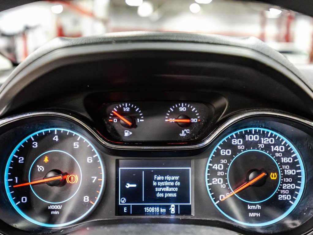 2018 Chevrolet Cruze LT 1.4L  MANUELLE I CAMERA I BLUETOOTH I SIEGES CHAUFFANTS I MAGS in Montréal, Quebec - 23 - w1024h768px