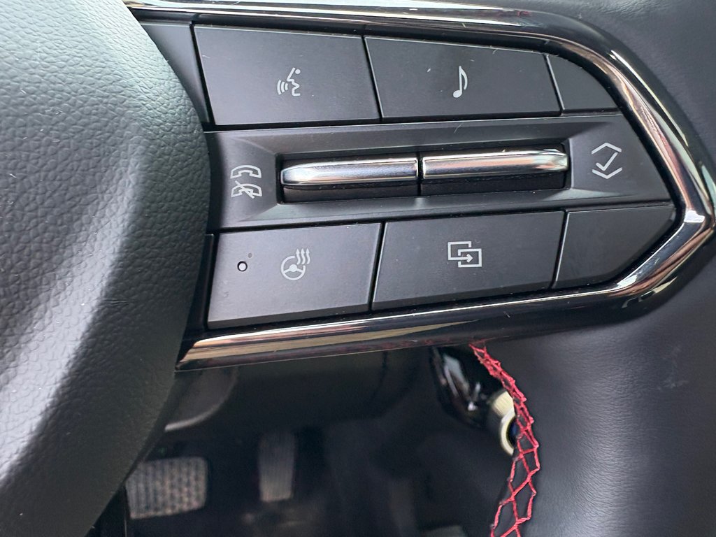 2025 Chevrolet Equinox EV RS TOIT OUVRANT CUIR JAMAIS ACCIDENTÉ 1 PROPRIO in Montreal, Quebec - 11 - w1024h768px