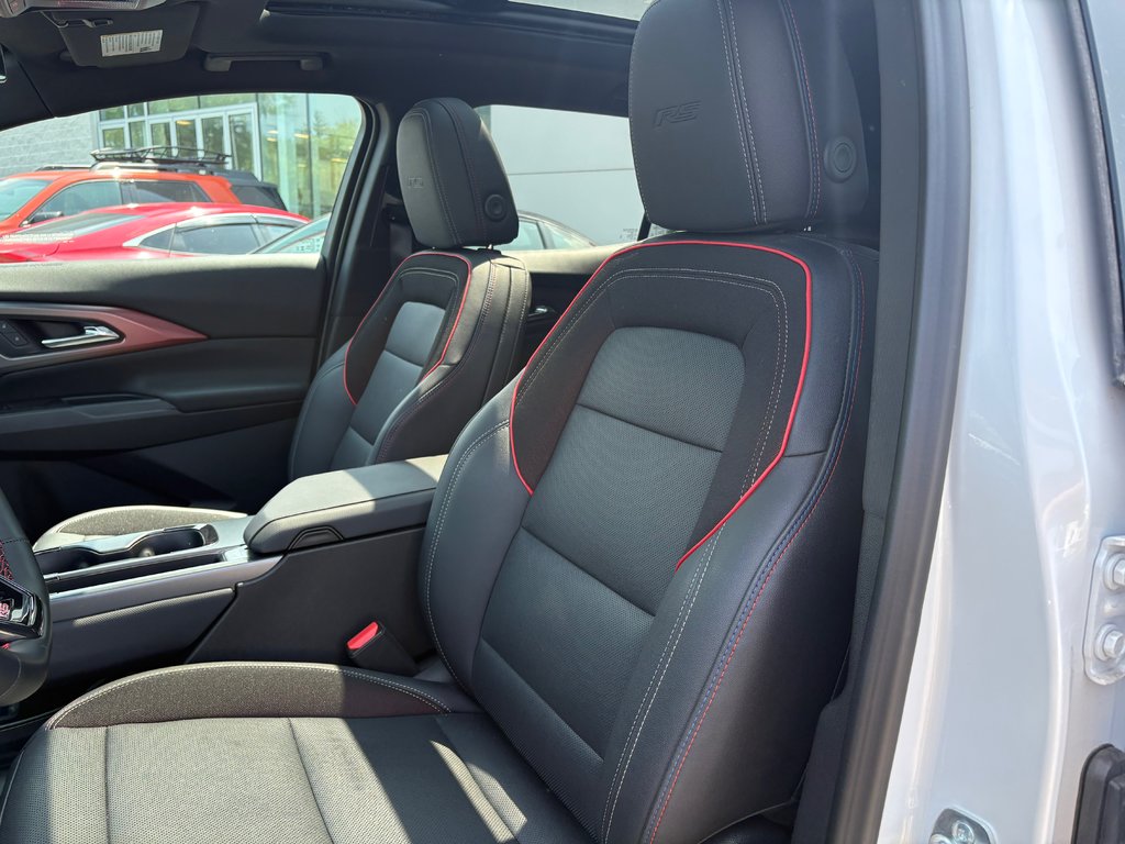 2025 Chevrolet Equinox EV RS TOIT OUVRANT CUIR JAMAIS ACCIDENTÉ 1 PROPRIO in Montreal, Quebec - 5 - w1024h768px