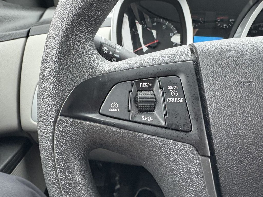 Chevrolet Equinox LS AWD 2017 à , Québec - 9 - w1024h768px