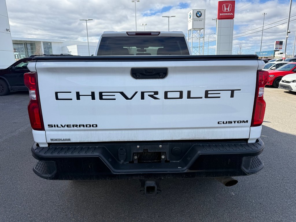 2021 Chevrolet Silverado 2500HD Custom in Montréal, Quebec - 4 - w1024h768px