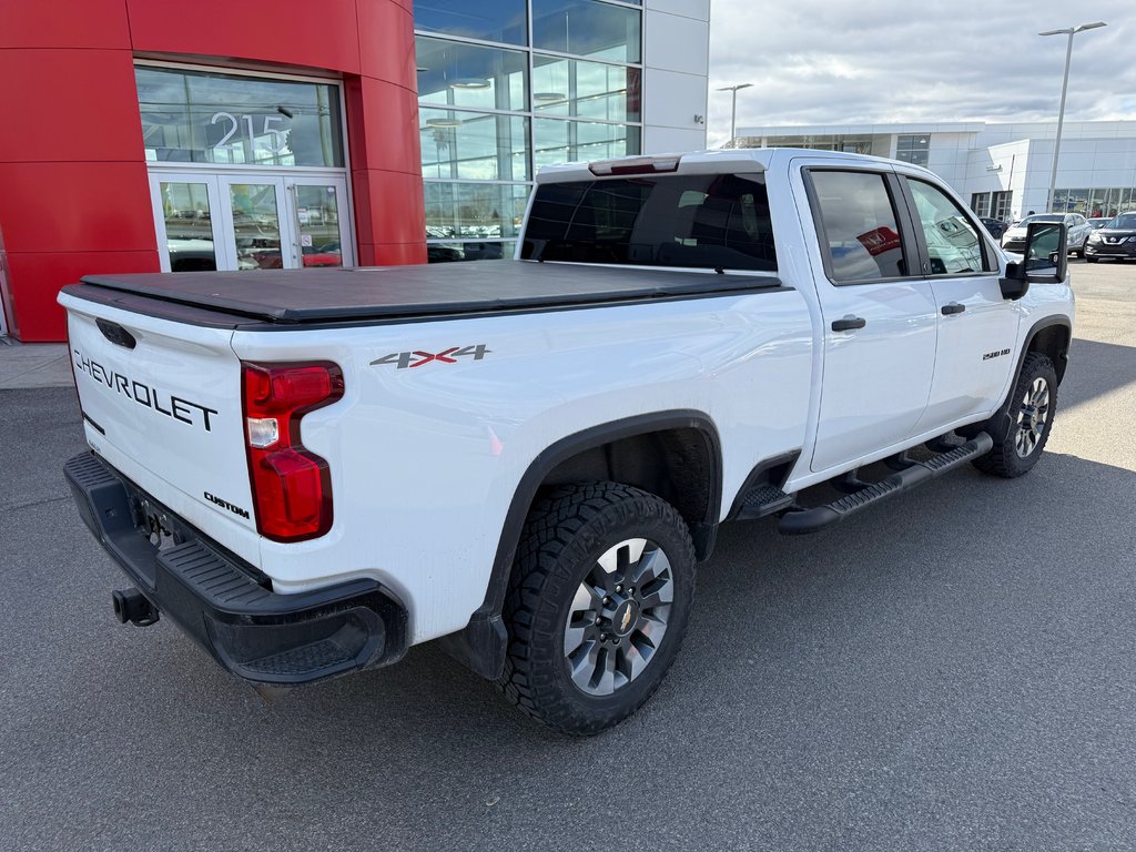 2021 Chevrolet Silverado 2500HD Custom in Montréal, Quebec - 6 - w1024h768px