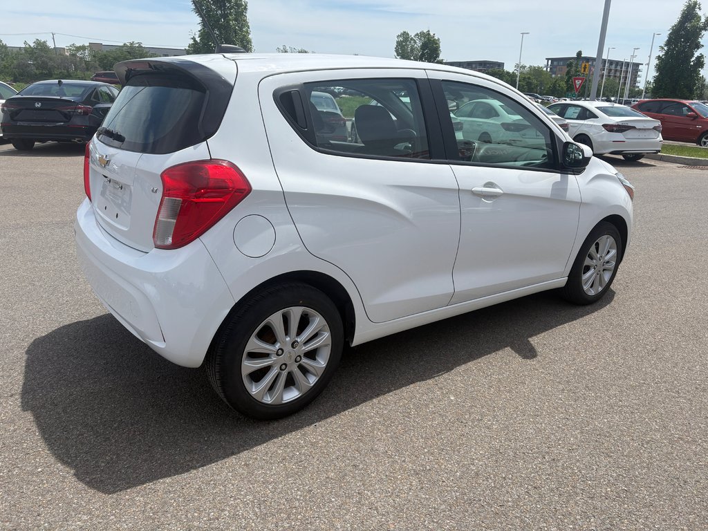 Chevrolet Spark LT 2017 à Lachenaie, Québec - 4 - w1024h768px