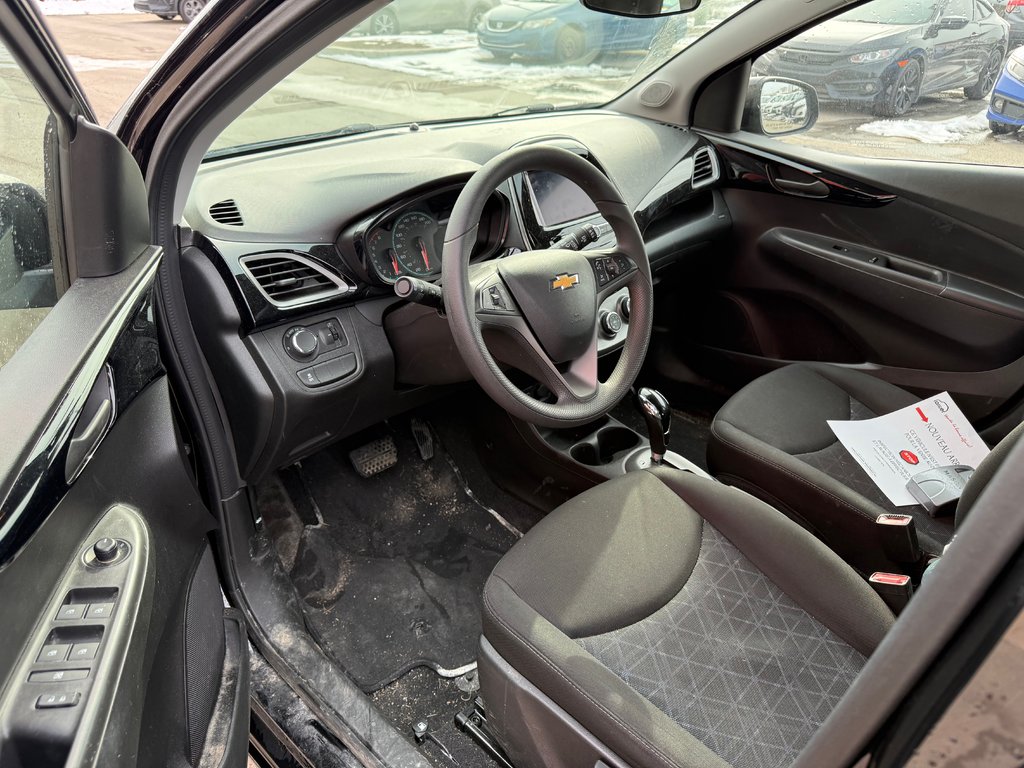 2020 Chevrolet Spark LT in Lachenaie, Quebec - 11 - w1024h768px