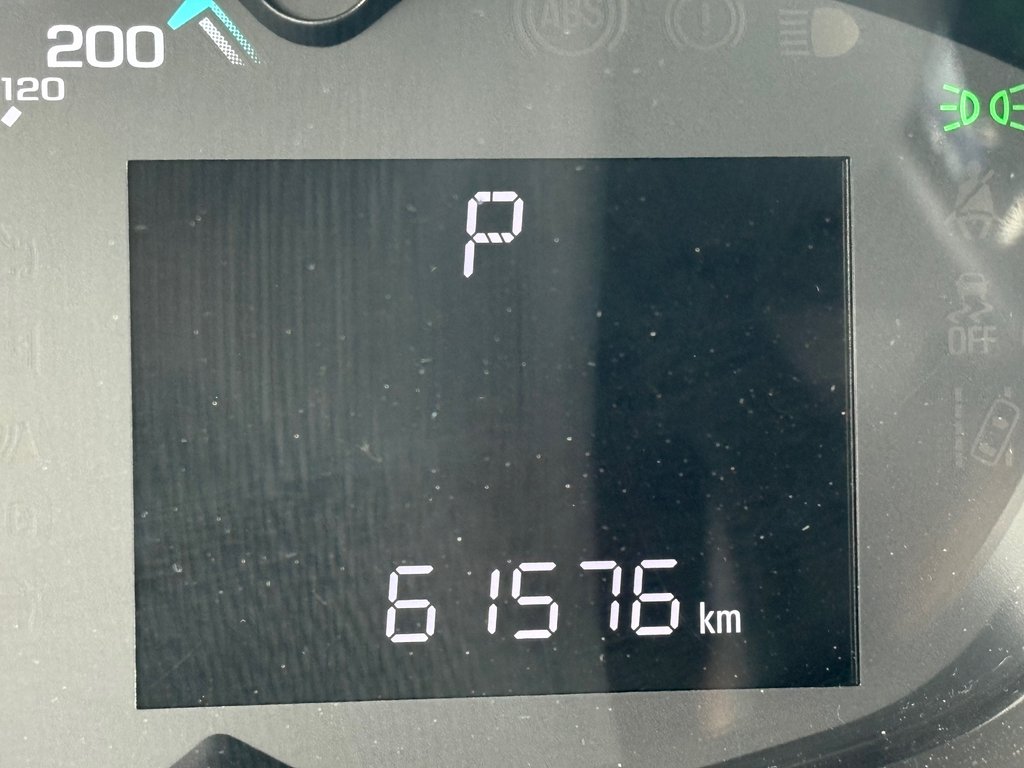 Chevrolet Spark LT 2020 à Montréal, Québec - 5 - w1024h768px