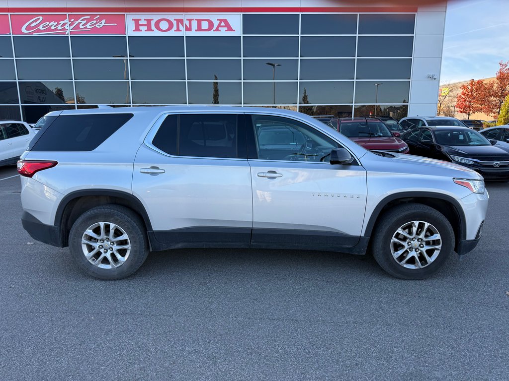2019 Chevrolet Traverse LS/FWD/JAMAIS ACCIDENTÉ in Lachenaie, Quebec - 7 - w1024h768px