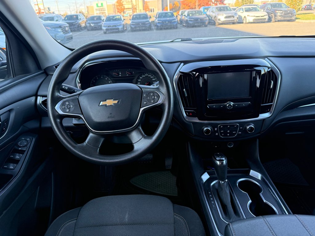 2019 Chevrolet Traverse LS/FWD/JAMAIS ACCIDENTÉ in Lachenaie, Quebec - 11 - w1024h768px