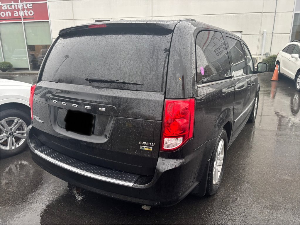 2016 Dodge Grand Caravan Crew in Montréal, Quebec - 3 - w1024h768px