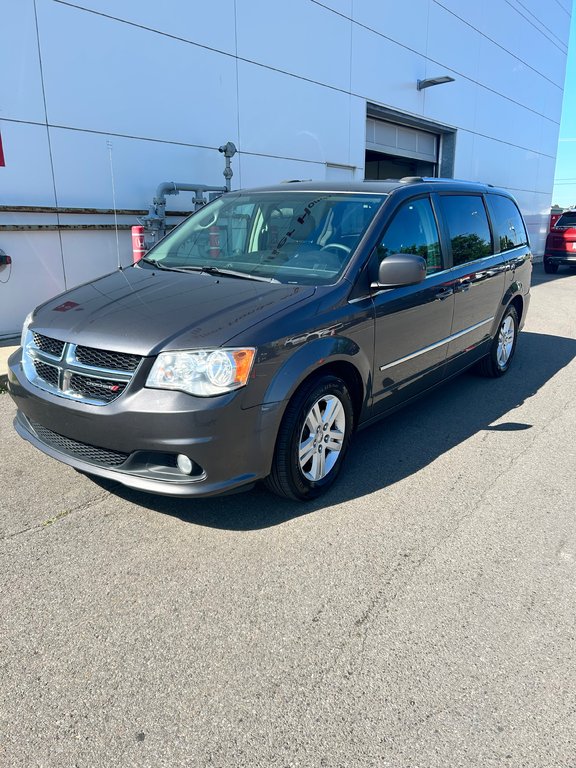 Dodge Grand Caravan Crew Plus 2017 à , Québec - 1 - w1024h768px