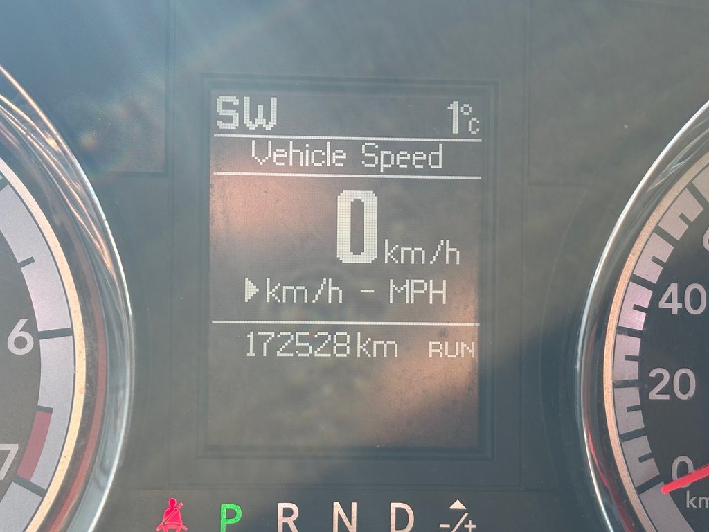 2017 Dodge Grand Caravan Crew in Montréal, Quebec - 5 - w1024h768px