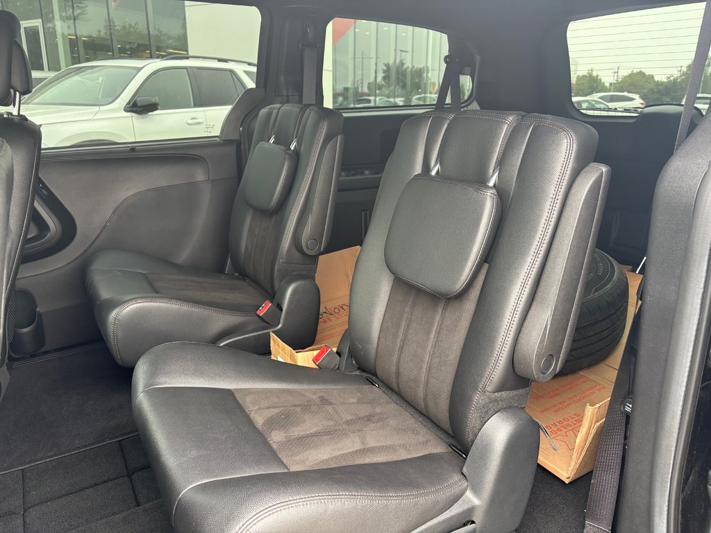 2020 Dodge Grand Caravan Premium Plus 1 proprio in Lachenaie, Quebec - 7 - w1024h768px