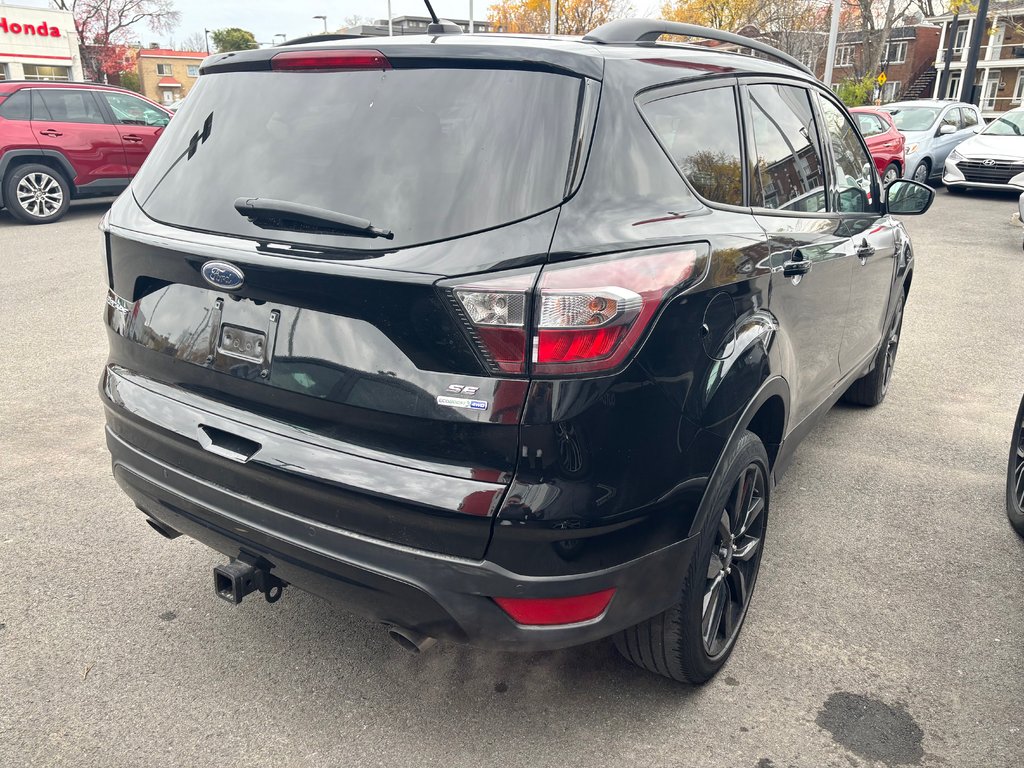 2017 Ford Escape SE in Montréal, Quebec - 3 - w1024h768px