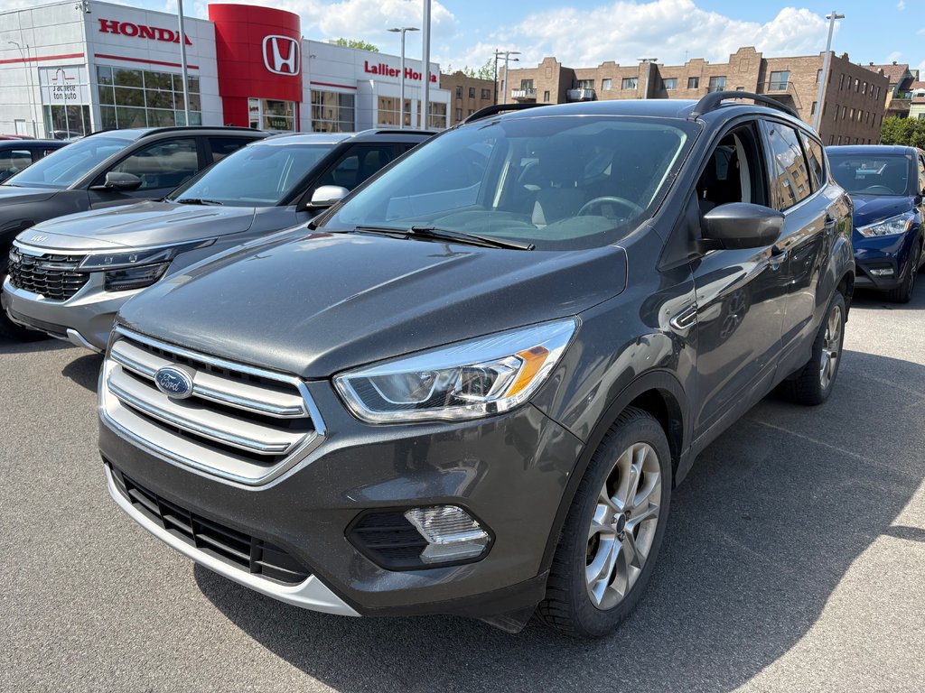 Ford Escape SE 2017 à Montréal, Québec - 1 - w1024h768px