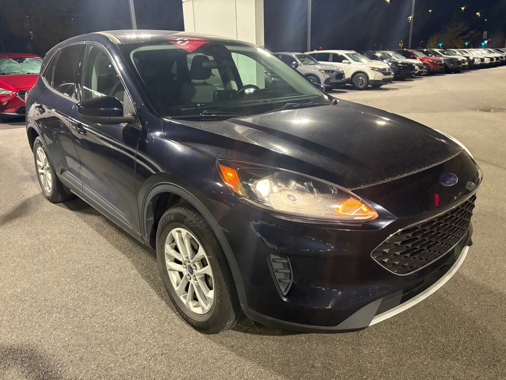 Ford Escape SE Hybrid 2021 à Montréal, Québec - 2 - w1024h768px