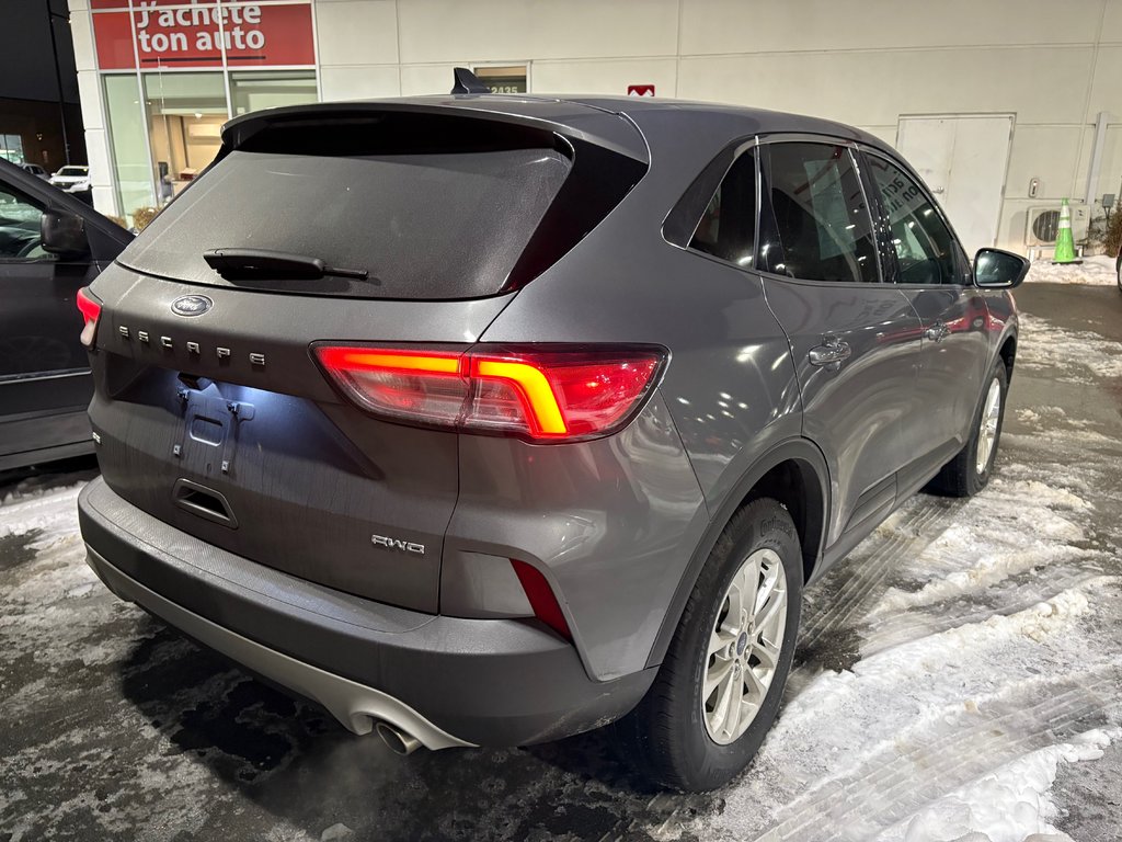 2022 Ford Escape SE in Montréal, Quebec - 3 - w1024h768px