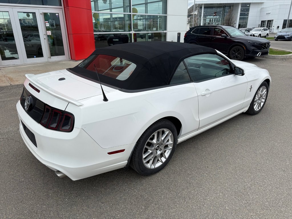 2013 Ford Mustang V6 Premium in Lachenaie, Quebec - 7 - w1024h768px