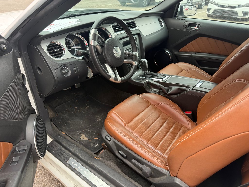 2013 Ford Mustang V6 Premium in Lachenaie, Quebec - 11 - w1024h768px