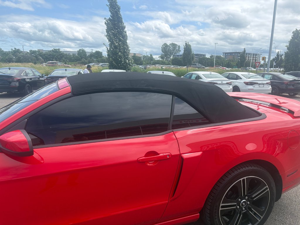 2014 Ford Mustang GT CALIFORNIA EDITION in Lachenaie, Quebec - 2 - w1024h768px