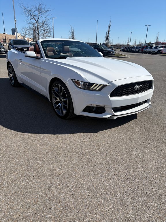 Ford Mustang EcoBoost Premium 2015 à Lachenaie, Québec - 3 - w1024h768px