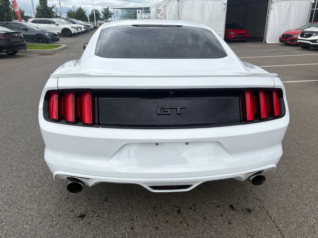 2015 Ford Mustang GT in Lachenaie, Quebec - 6 - w1024h768px