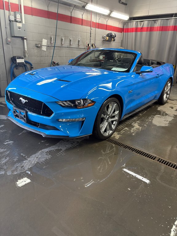 Ford Mustang GT Premium 2022 à Lachenaie, Québec - 1 - w1024h768px