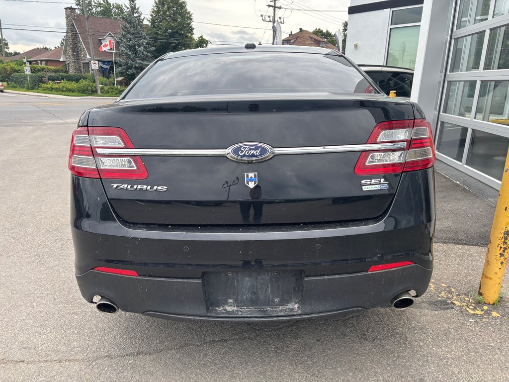 Ford Taurus SEL 2018 à Montréal, Québec - 3 - w1024h768px