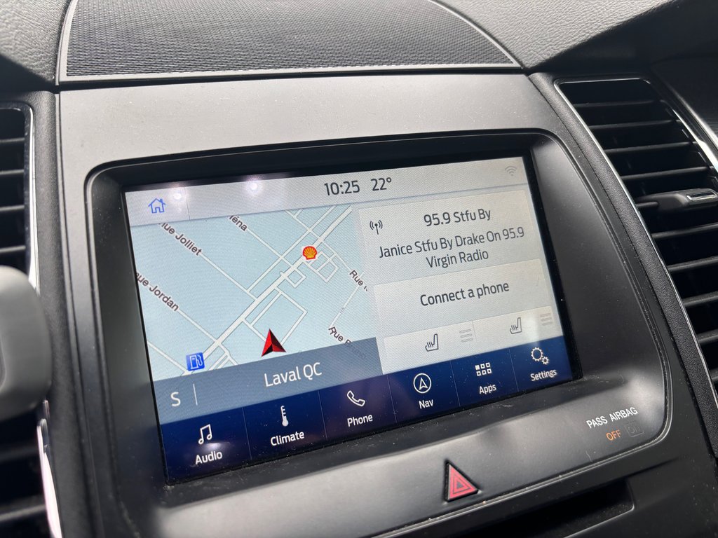 Ford Taurus SEL 2018 à Montréal, Québec - 10 - w1024h768px