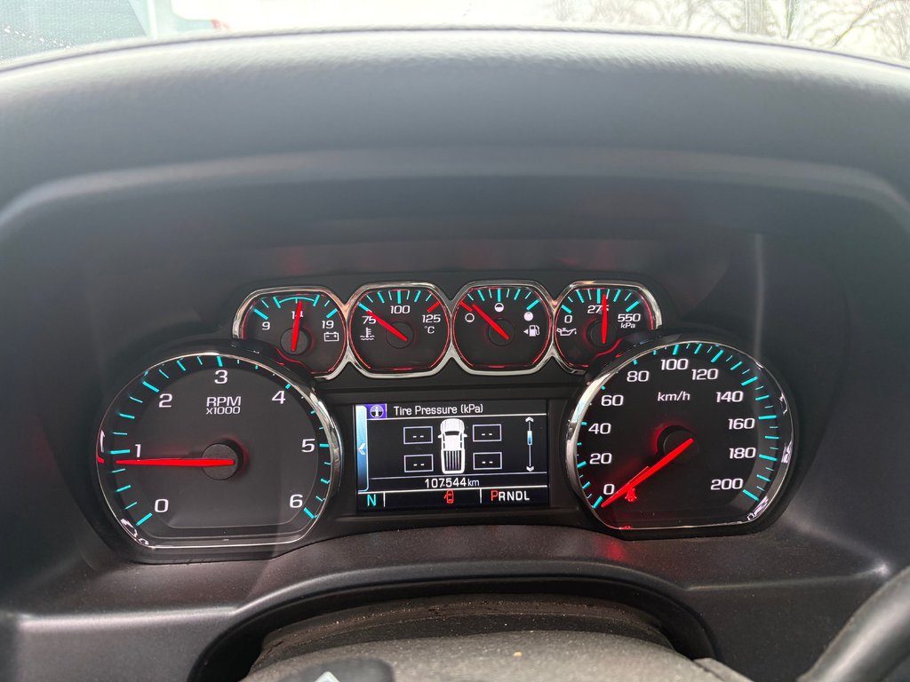 2018 GMC Sierra 1500 SLE in Montreal, Quebec - 2 - w1024h768px