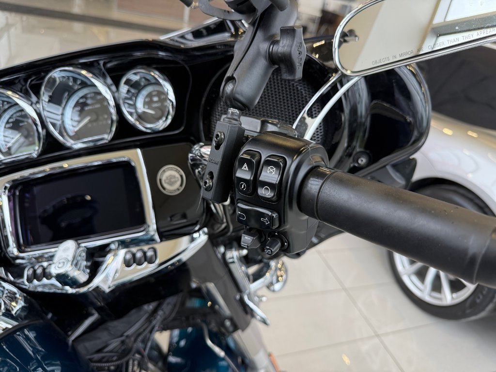 2020 Harley-Davidson FLHTK in Lachenaie, Quebec - 8 - w1024h768px