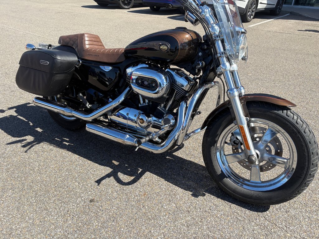 Harley-Davidson SPORTSTER 1200  2013 à Montréal, Québec - 3 - w1024h768px
