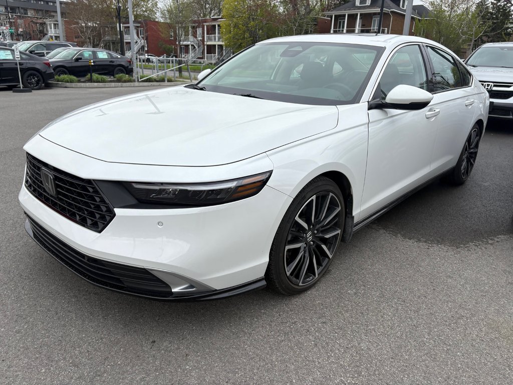 Honda Accord Hybrid Touring 2023 à Montréal, Québec - 1 - w1024h768px