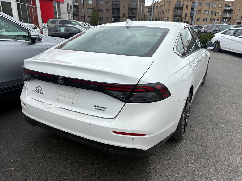 Honda Accord Hybrid Touring 2023 à Montréal, Québec - 3 - w1024h768px