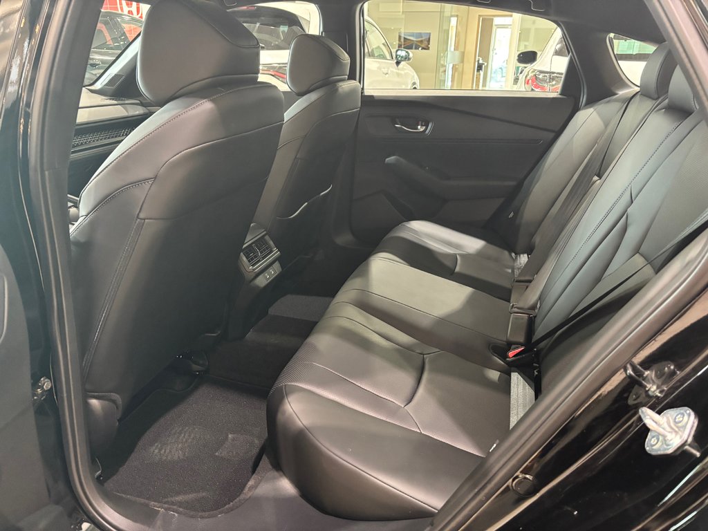 2025 Honda Accord Hybrid Sport in Montréal, Quebec - 8 - w1024h768px