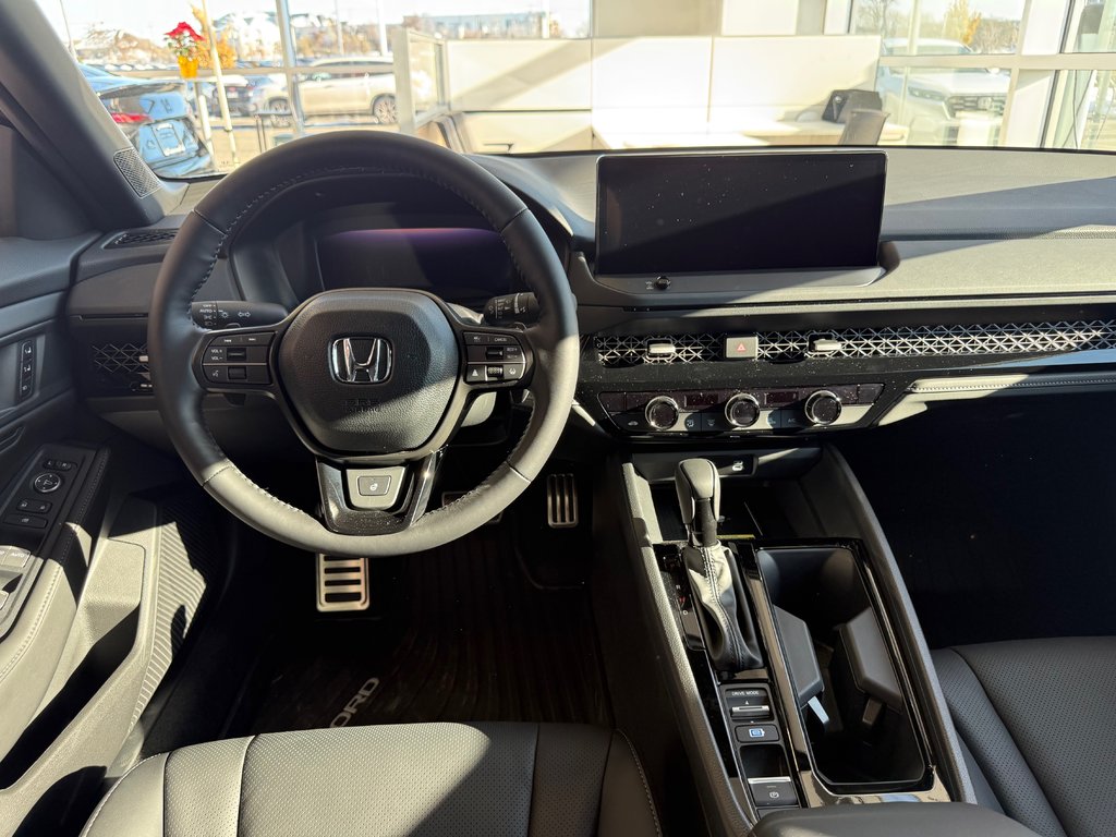 Honda Accord Hybrid SPORT-L PERFORMANTE. RAFFINÉE , HYBRIDE. 2025 à , Québec - 15 - w1024h768px